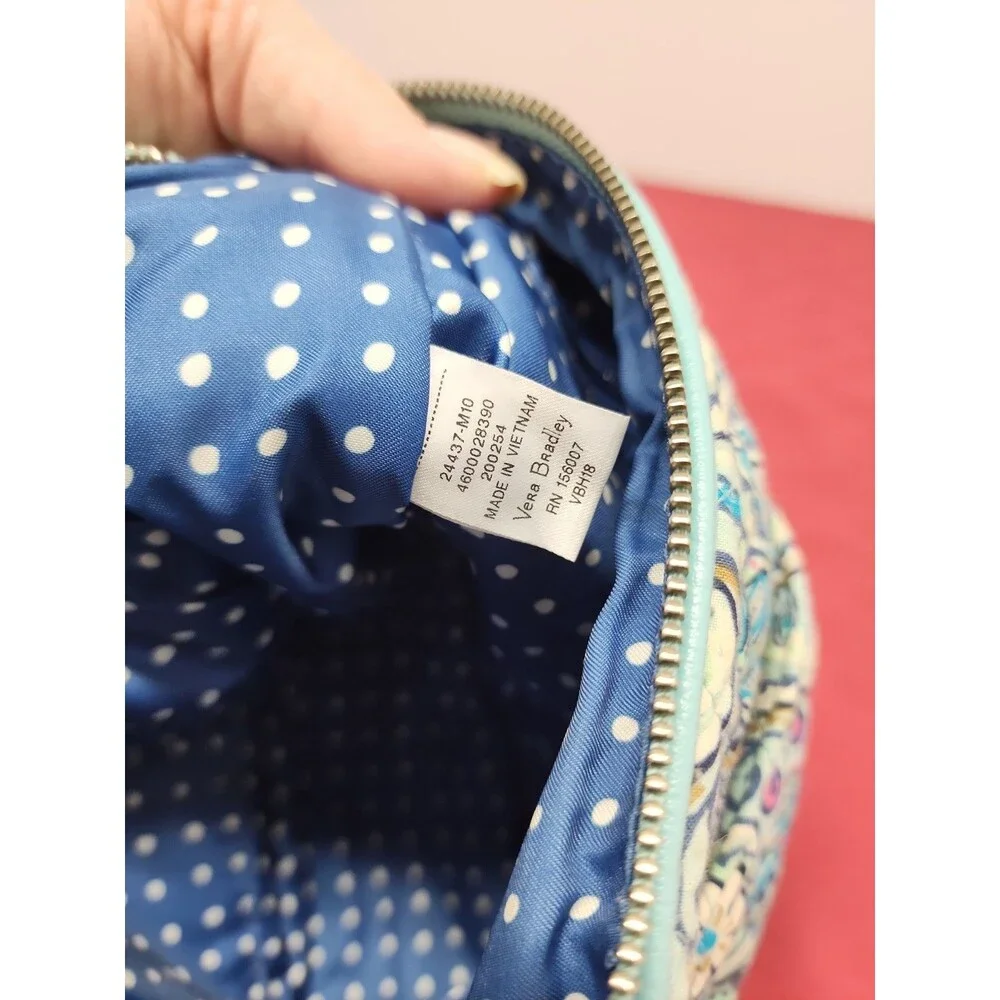 Vera Bradley Carson Shoulder Bag Daisy Dot Paisley Adjustable Strap Whimsical